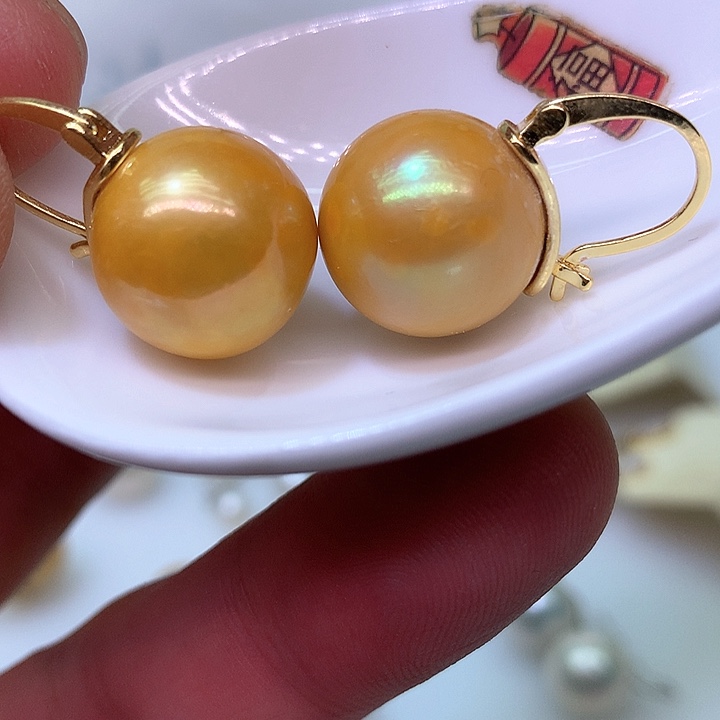 银S925镶嵌耳饰淡水珍珠