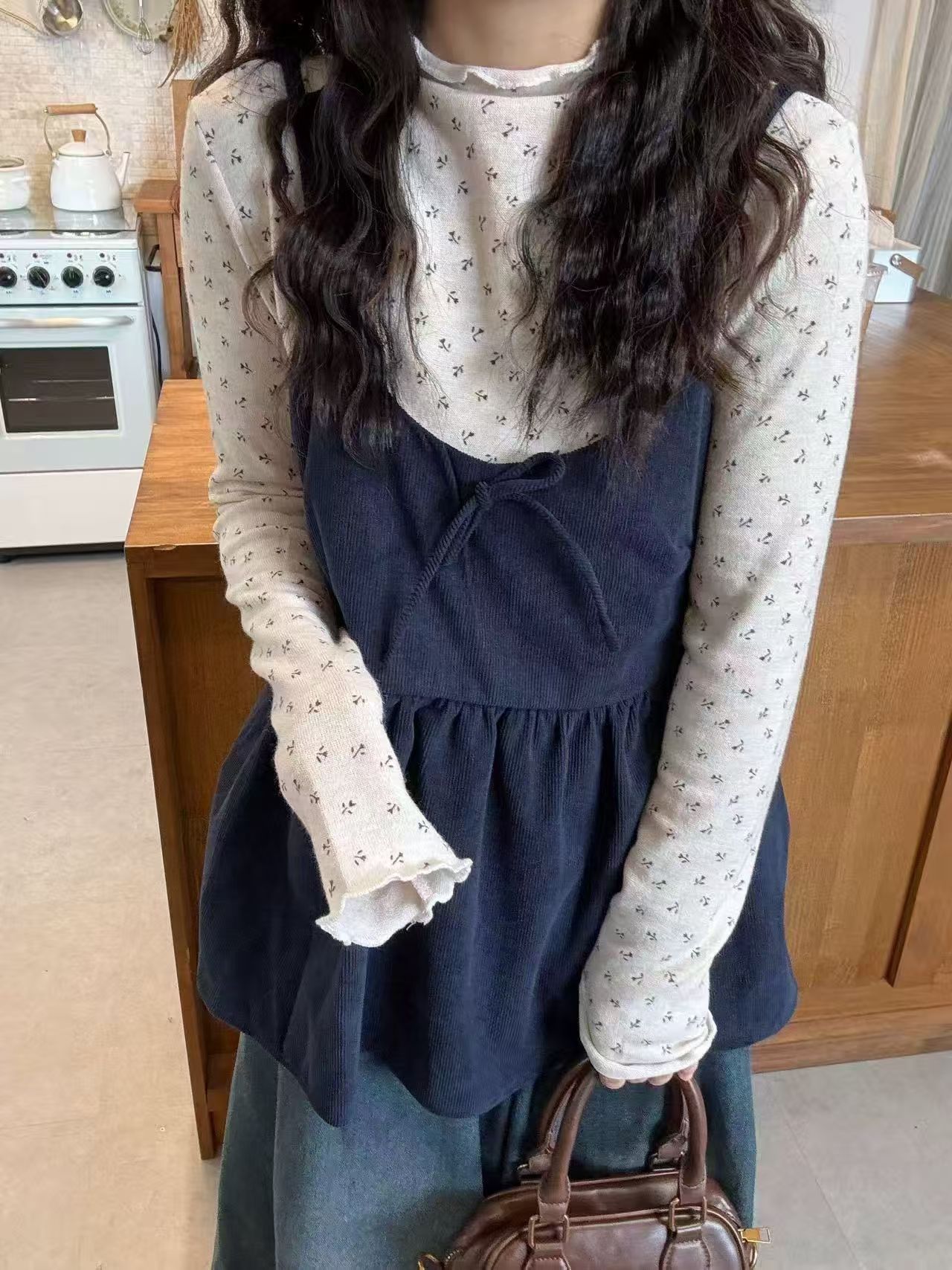 韩系秋冬款学院风时尚套装碎花打底吊带两件套