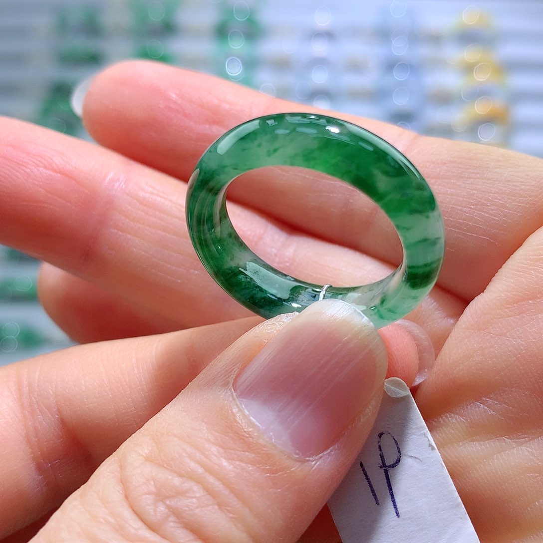 翡翠戒指未镶嵌19号