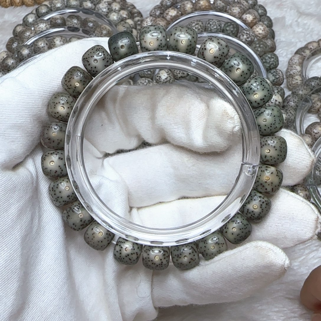 星月菩提手串5号绿幽灵10左右