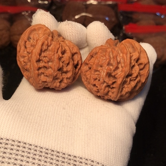 文玩核桃把件苹果园异形