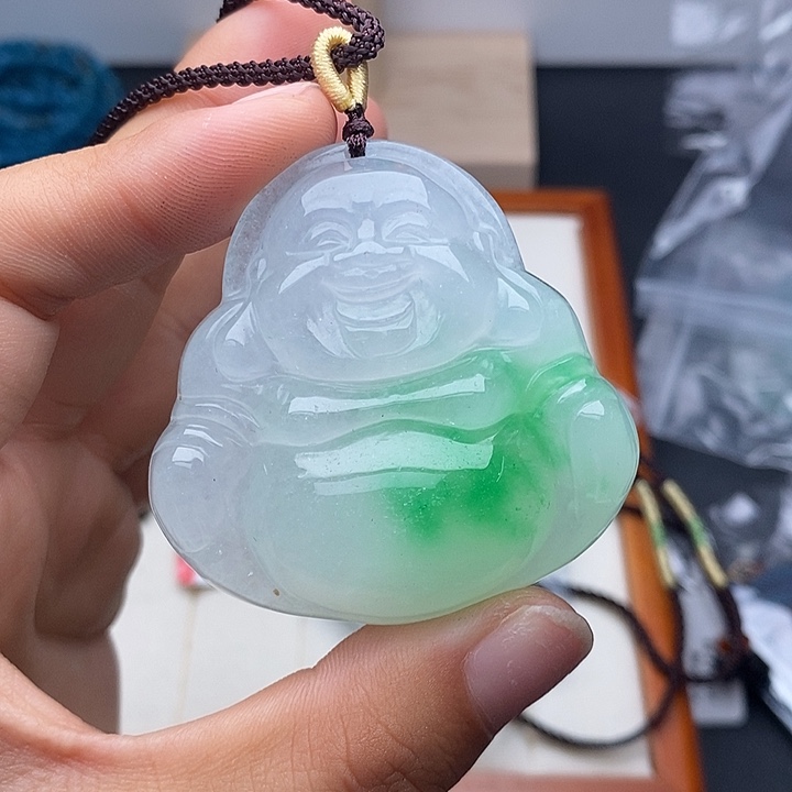 翡翠未镶嵌颈饰188手串