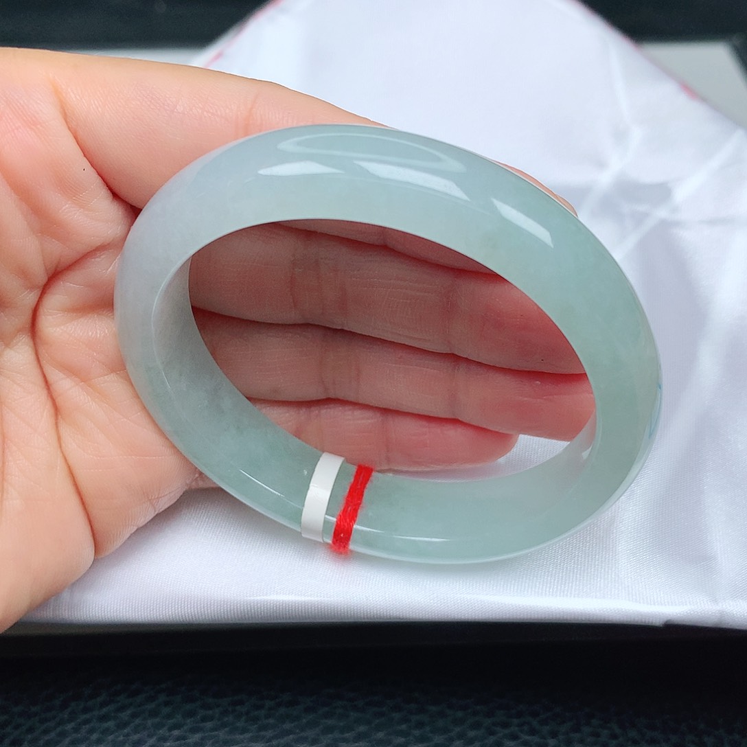 未镶嵌手镯（贵妃镯）翡翠冰清薄荷绿13
