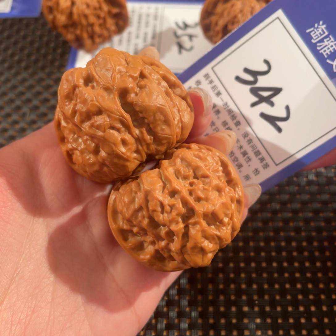 文玩核桃把件342号42尺蛤蟆肚47