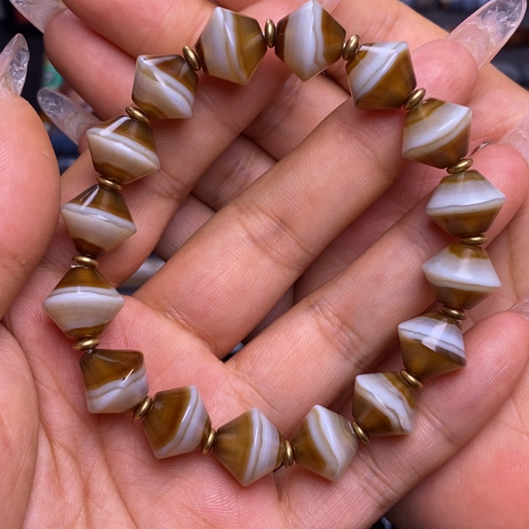 玛瑙/玉髓未镶嵌珠宝半成品踏****方