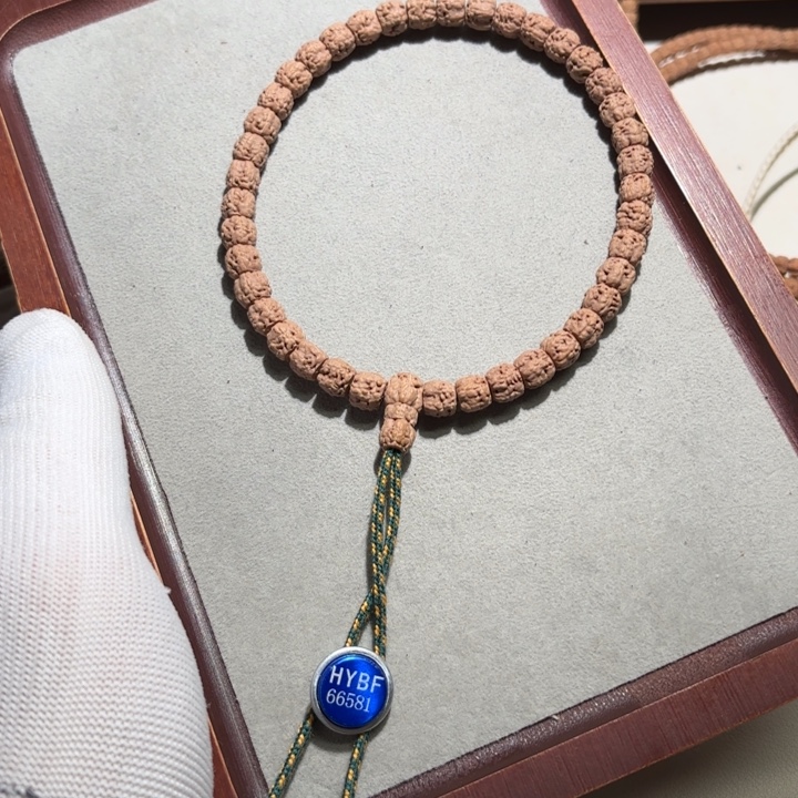 吊坠金刚菩提龙切手持