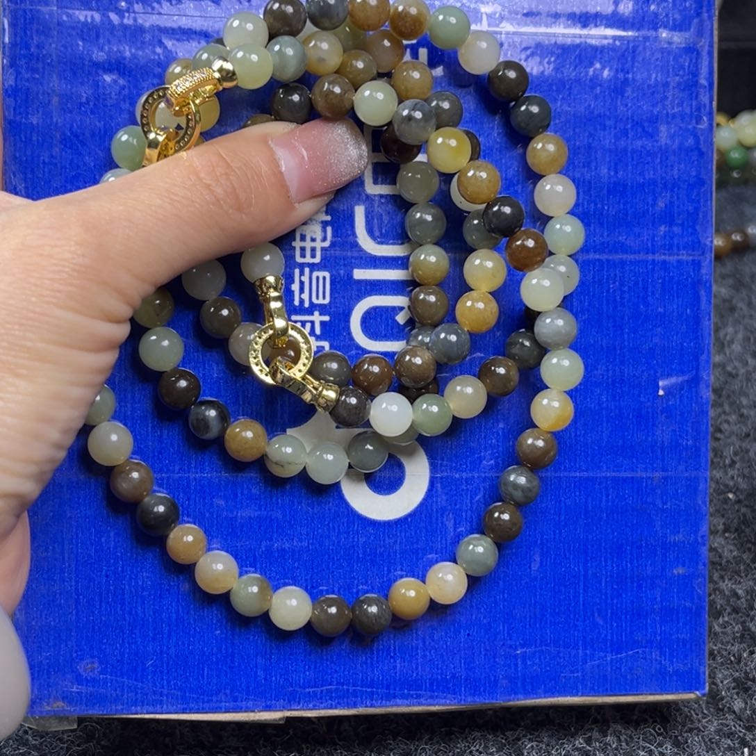 明***哥和田玉未镶嵌挂件