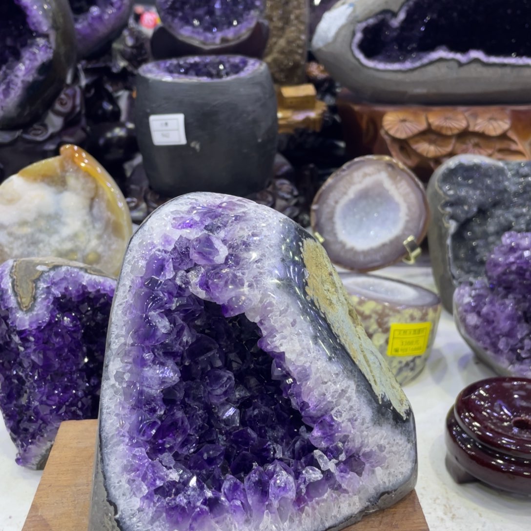 未镶嵌珠宝半成品水晶