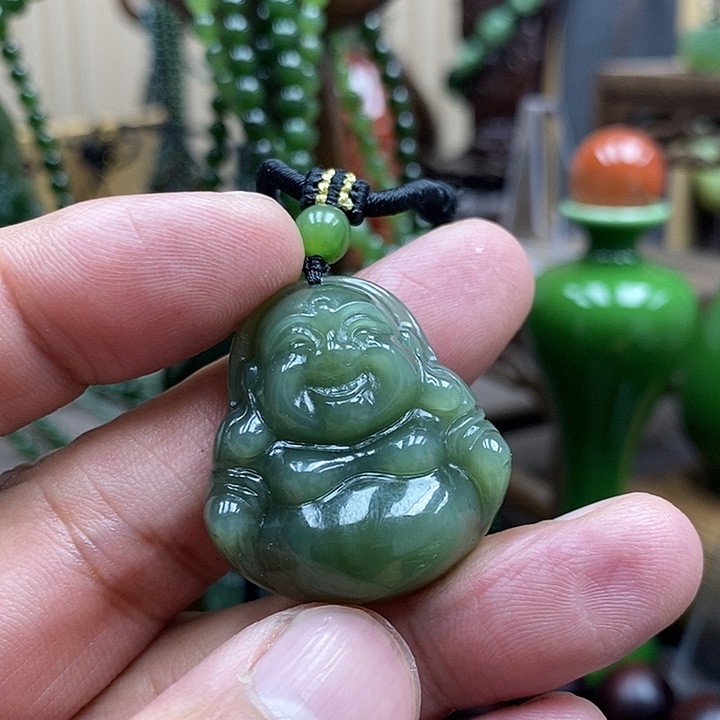 和田玉（碧玉）未镶嵌颈饰