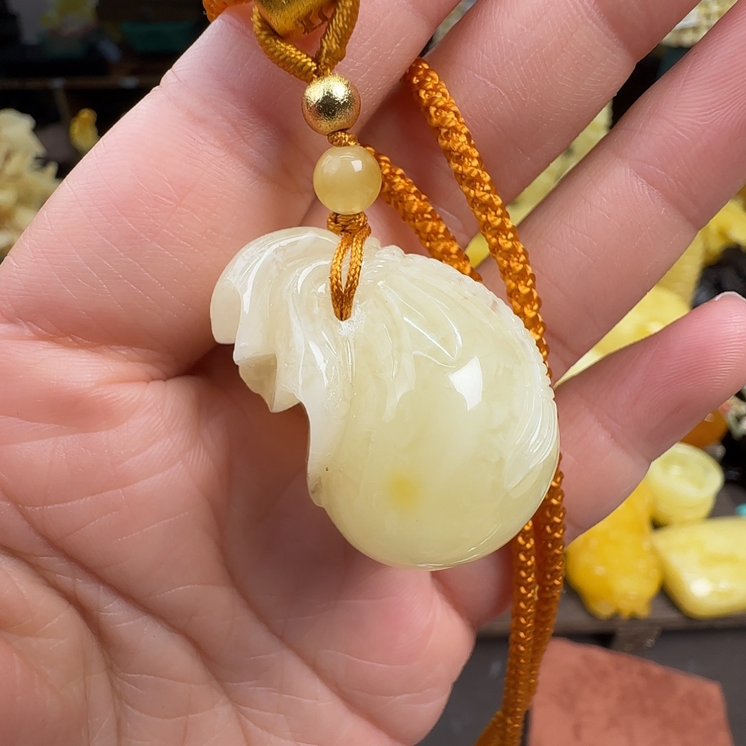 蜜蜡未镶嵌珠宝奇石微瑕