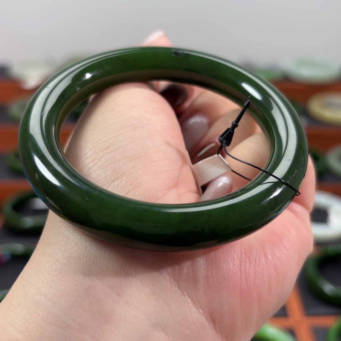 和田玉未镶嵌手镯58