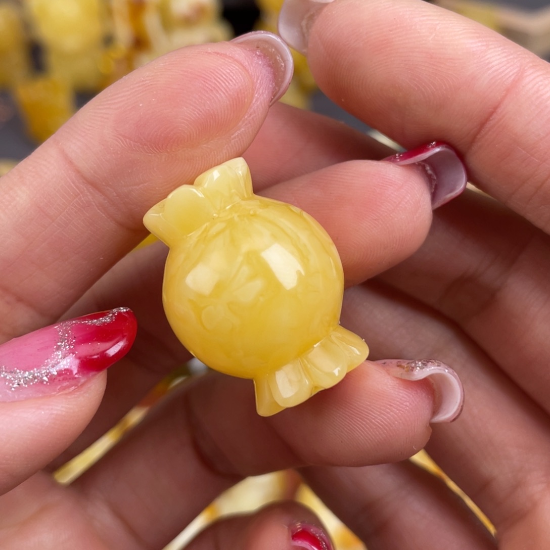 琥珀裸石未镶嵌蜜蜡