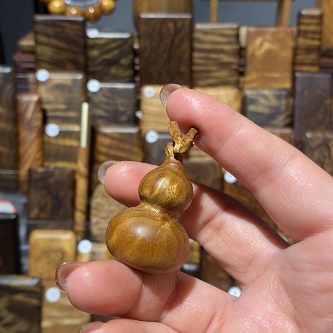 金丝楠无事牌这***上金丝楠木小叶桢楠