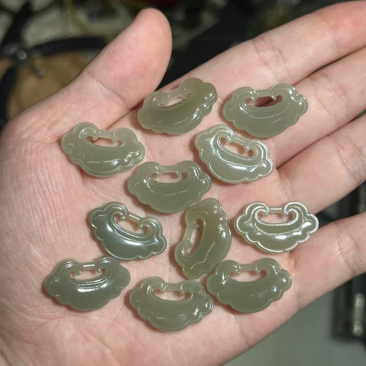 【P61】和田玉如意锁多样性发其一