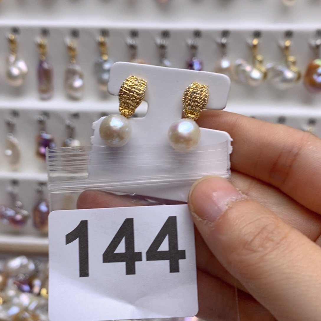 淡水珍珠颈饰银S925镶嵌144