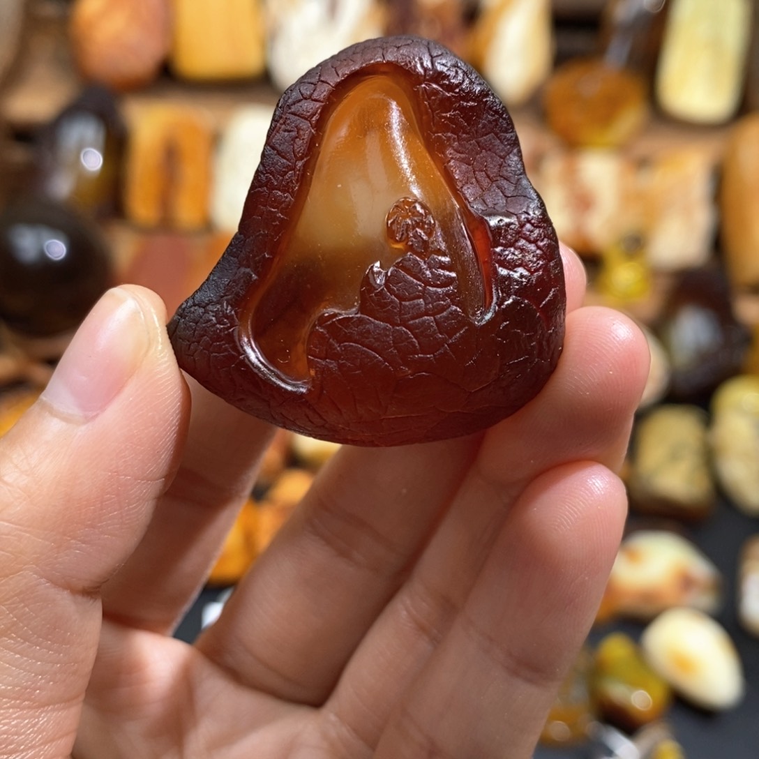 琥珀裸石未镶嵌琥珀
