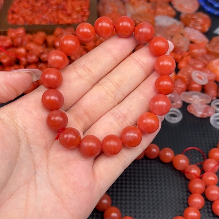 没***事南红玛瑙未镶嵌手链
