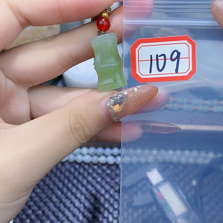 和田玉和田玉边角料随机发未镶嵌