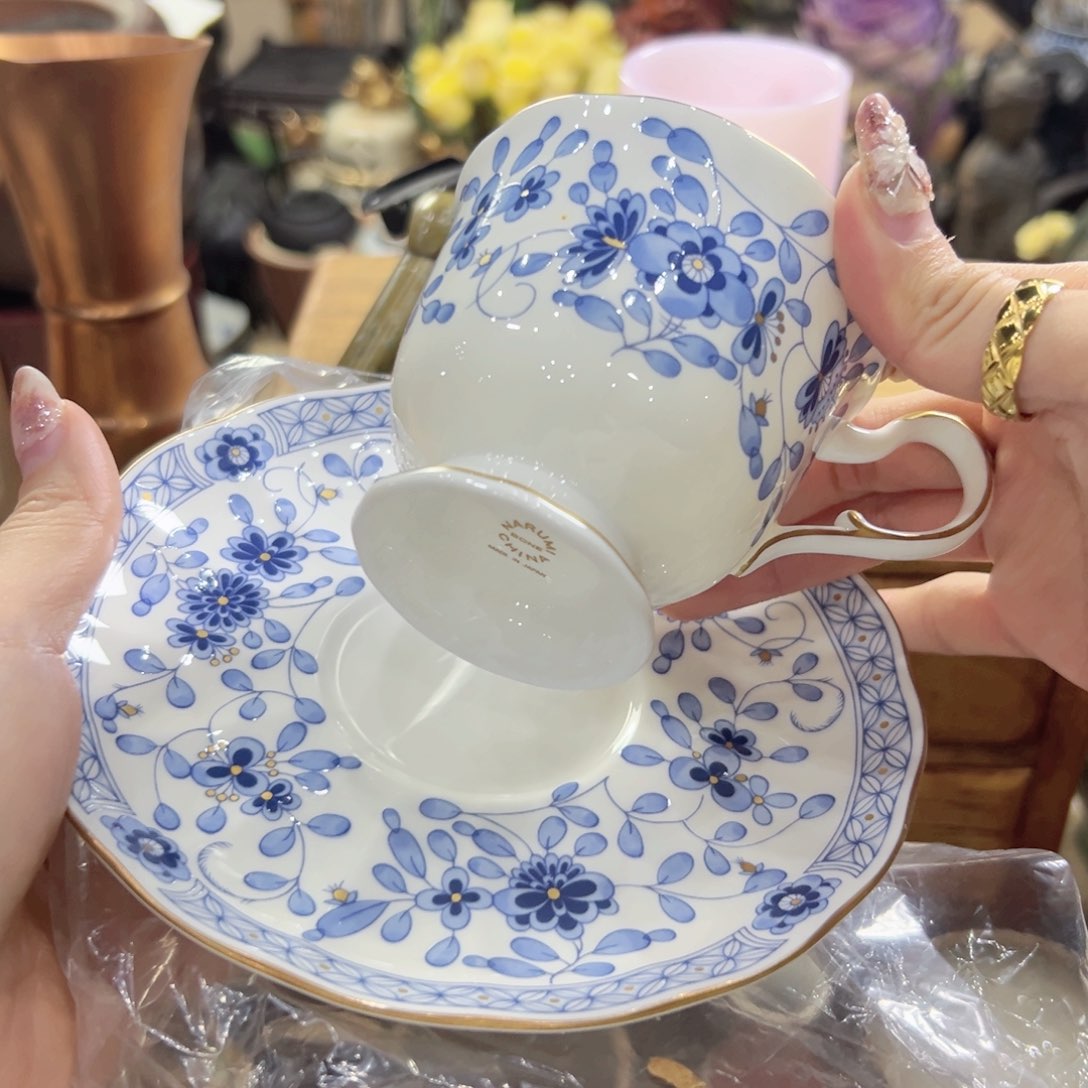 瓷片?*尼陶瓷的发展和艺术成就