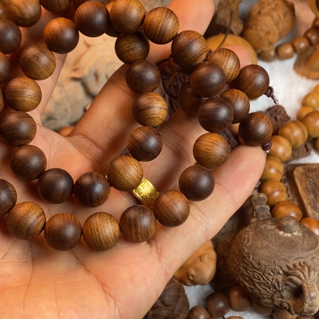 檀香木其他焦糖。。