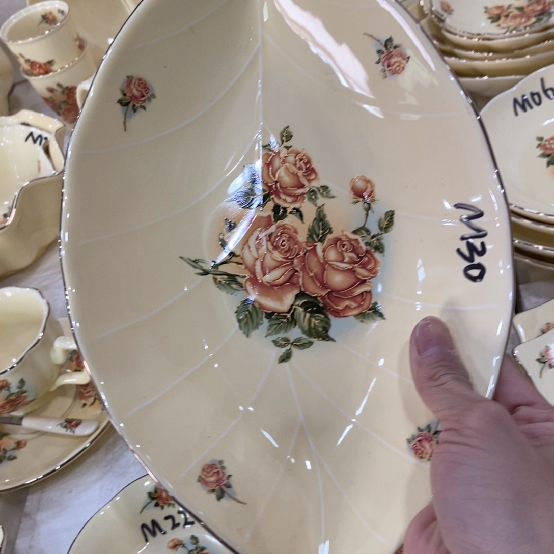 星博陶瓷…………………………………………30