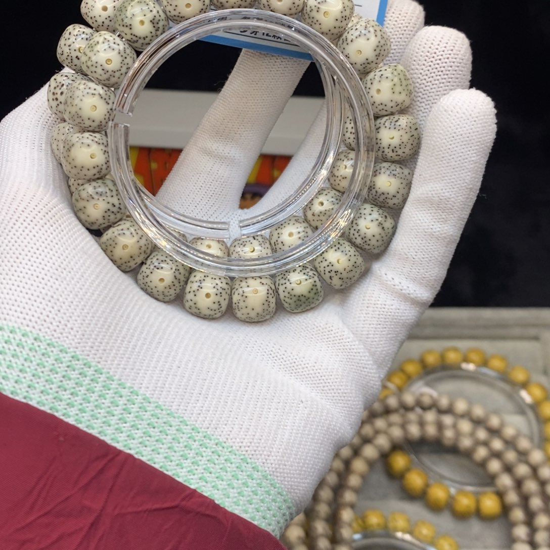 吊坠星月菩提A53.mmmmmmmmmmm