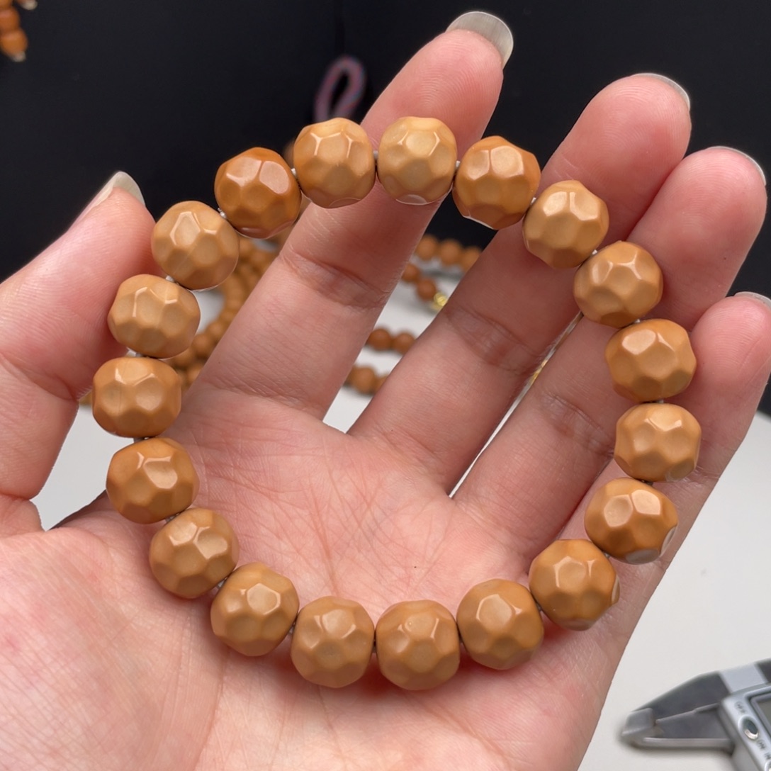 手串猴头核桃12大奶酪38.8。 