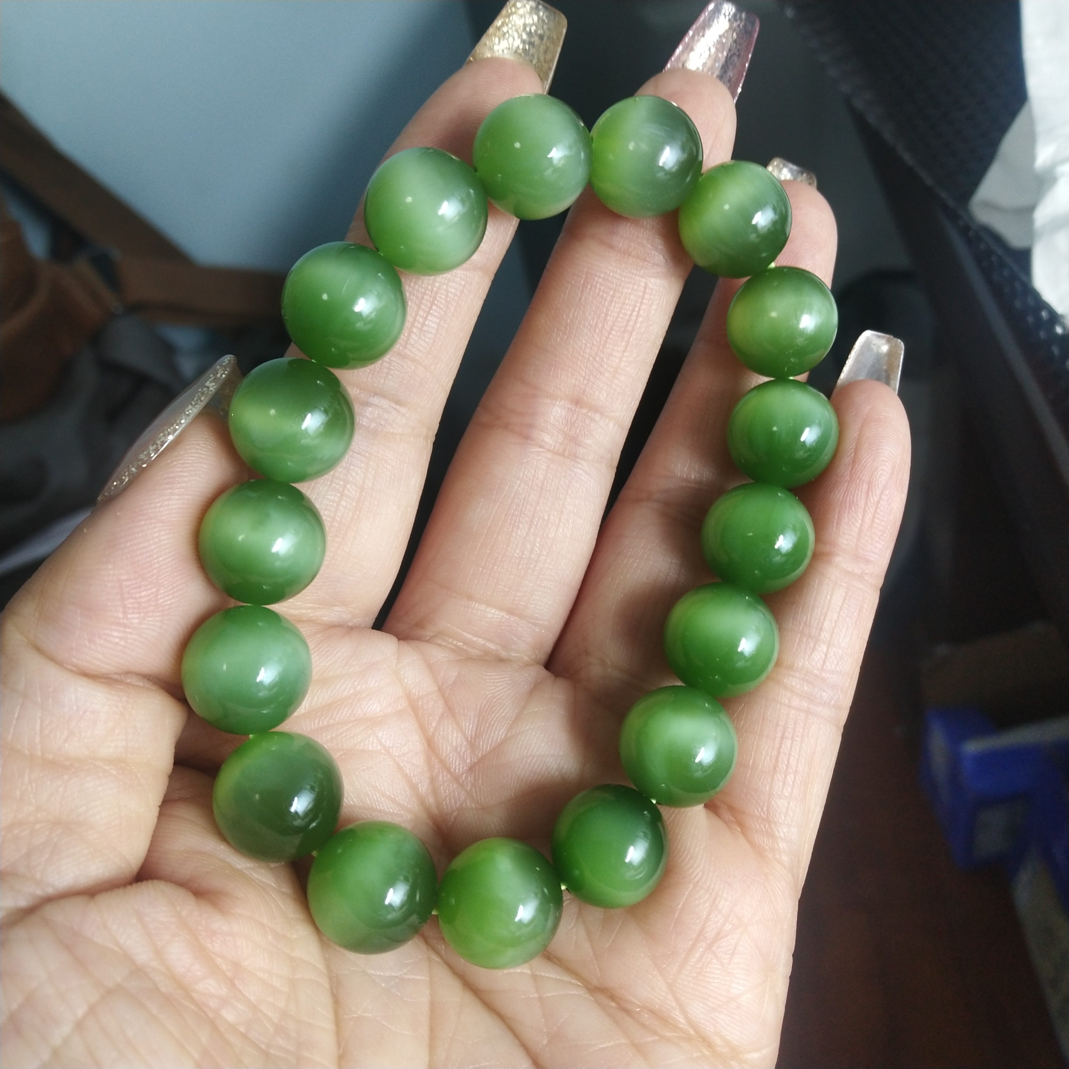 高级和田玉碧玉辣绿冰猫眼手串卡十二