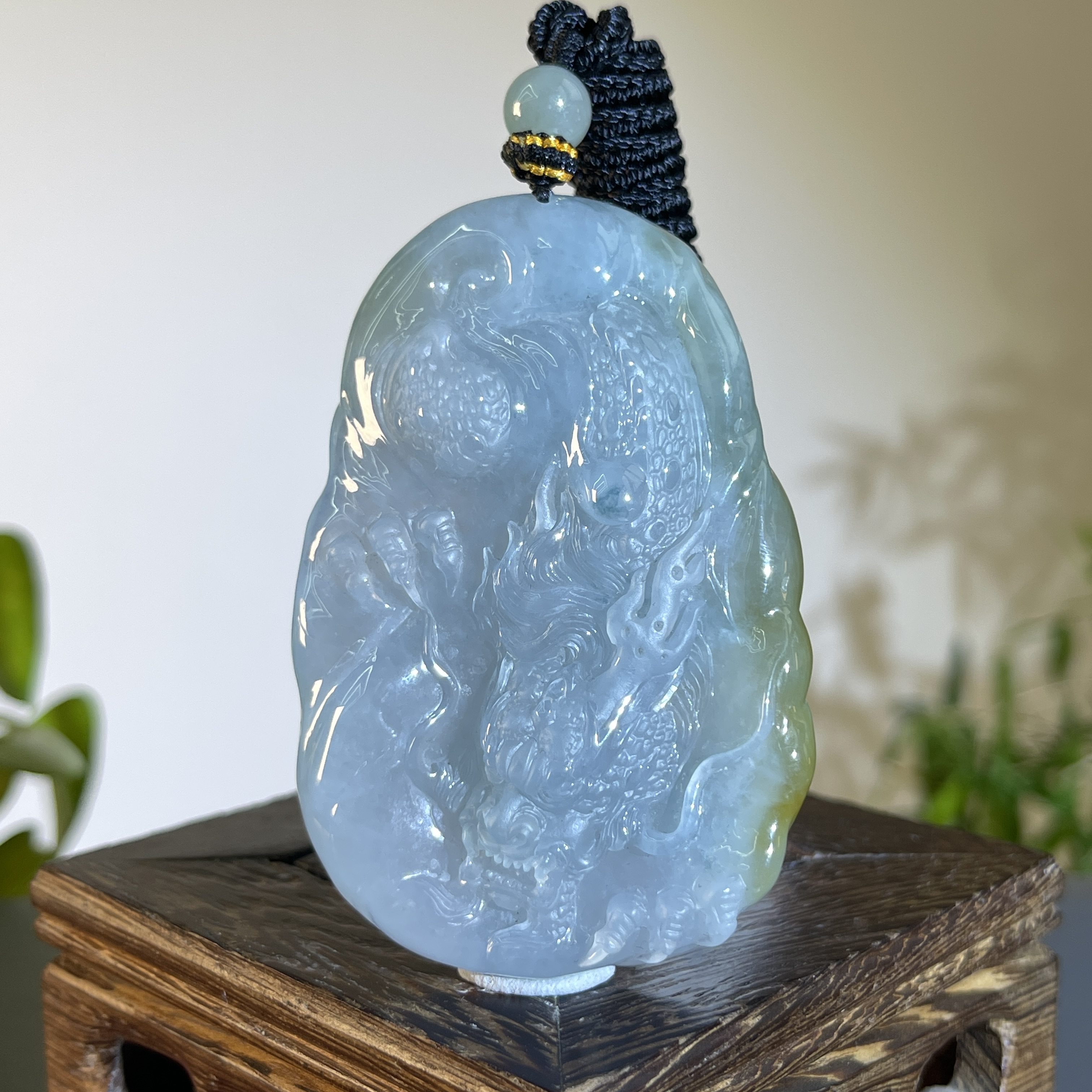 JXW10-162  天然缅甸A货翡翠   龙牌