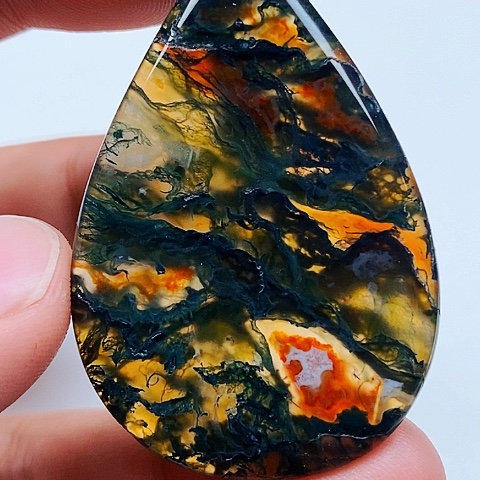 玛瑙/玉髓颈饰未镶嵌猫**鱼