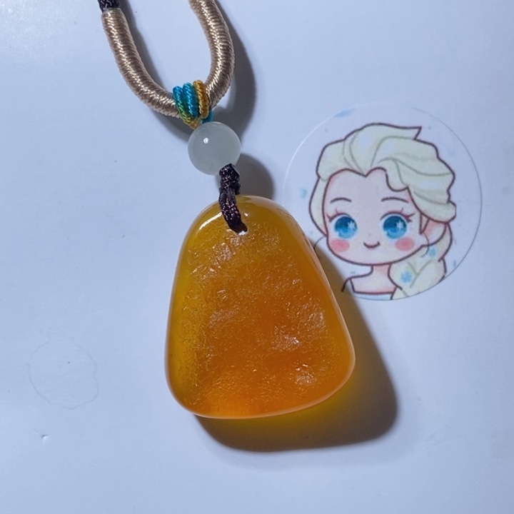 未镶嵌琥珀珠宝奇石