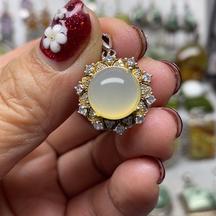 蛇纹石玉吊坠银S925镶嵌