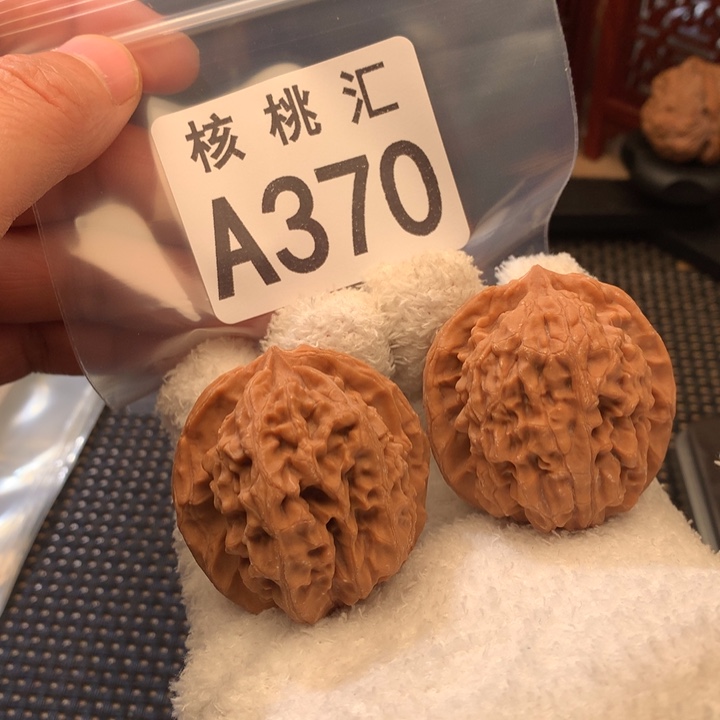 文玩核桃吊坠核欢43