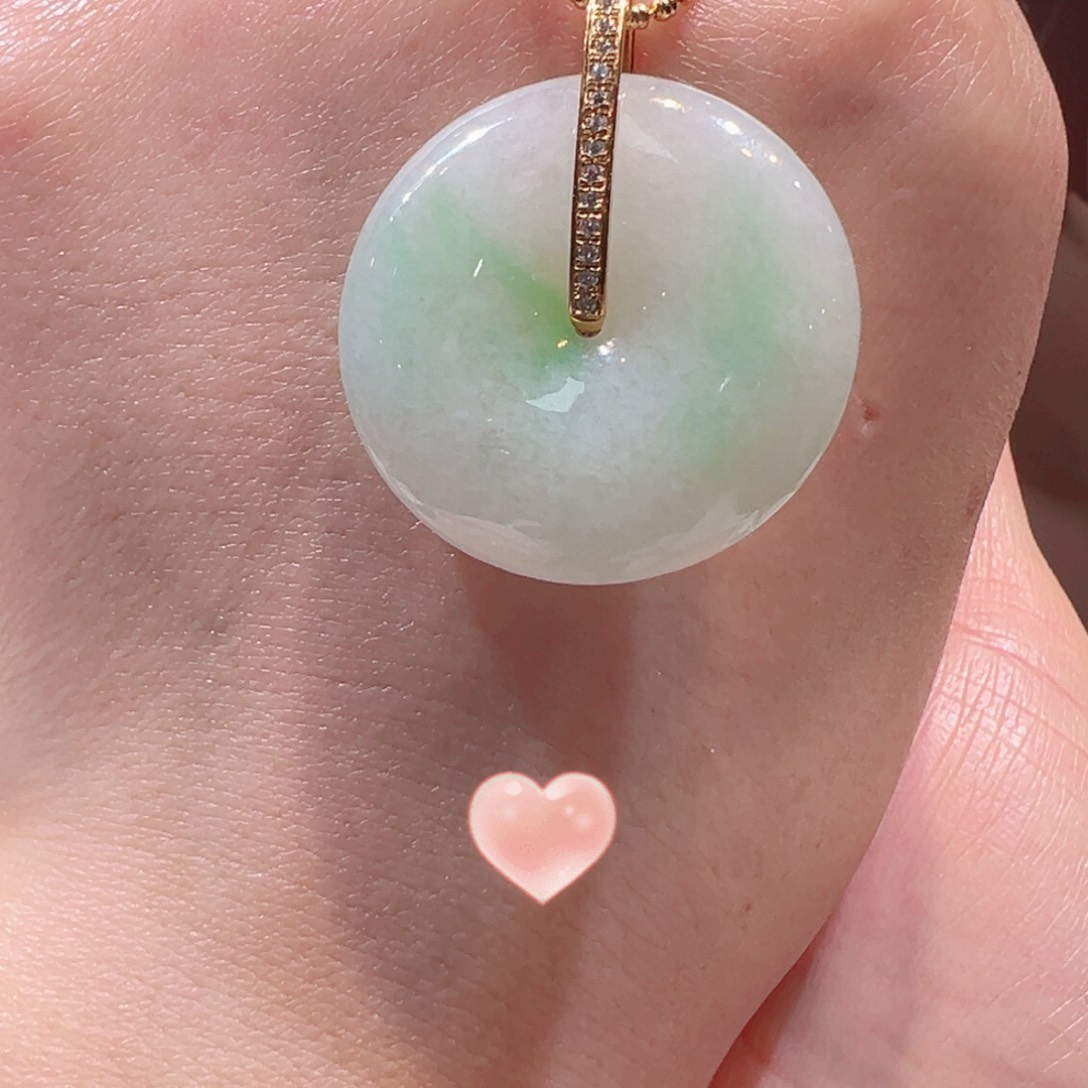 翡翠颈饰18K金镶嵌翡翠