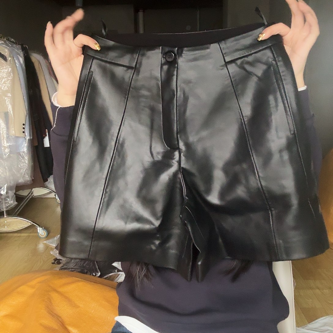 এ***゜471裤子。          