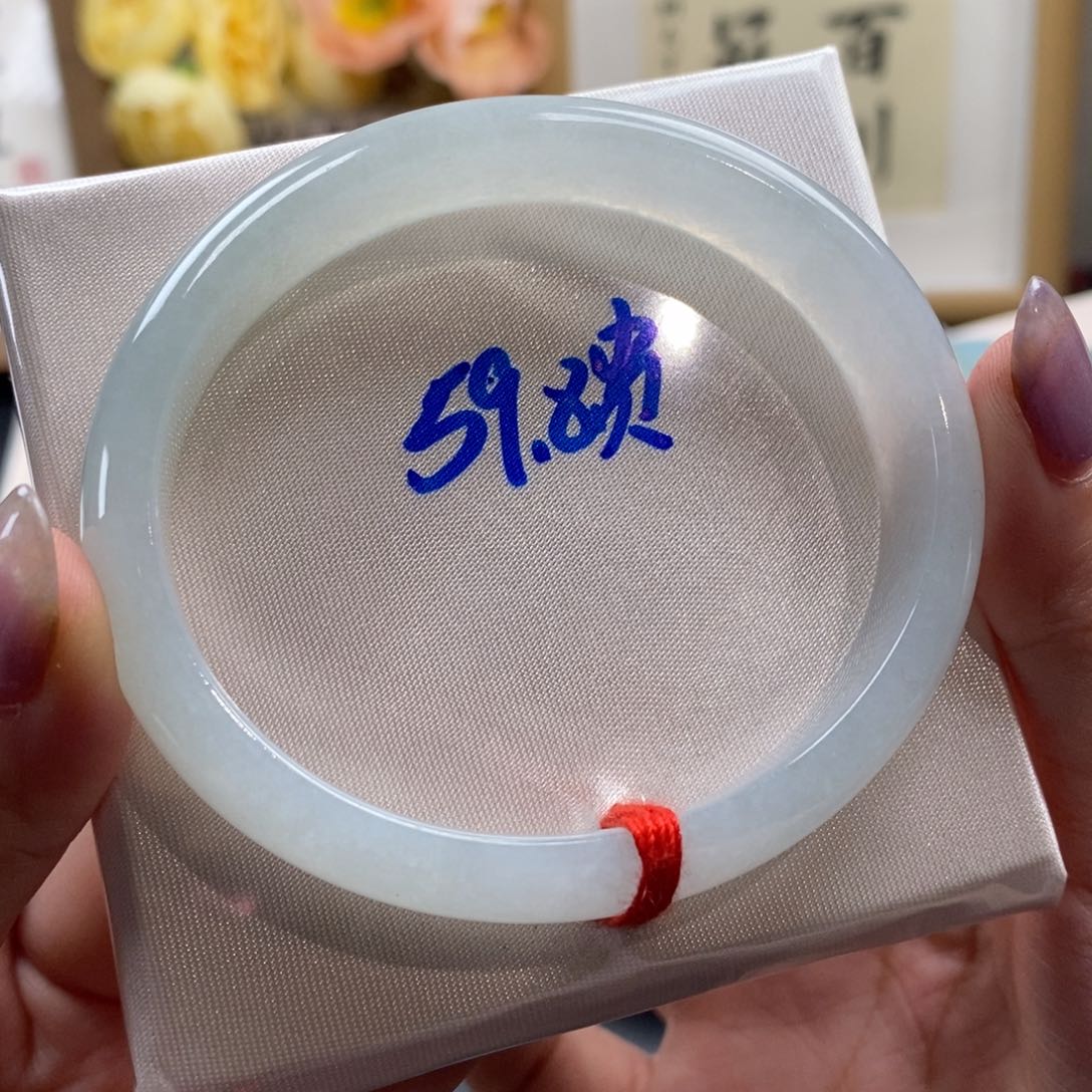 【闪购商品】翡翠手镯未镶嵌1号贵妃