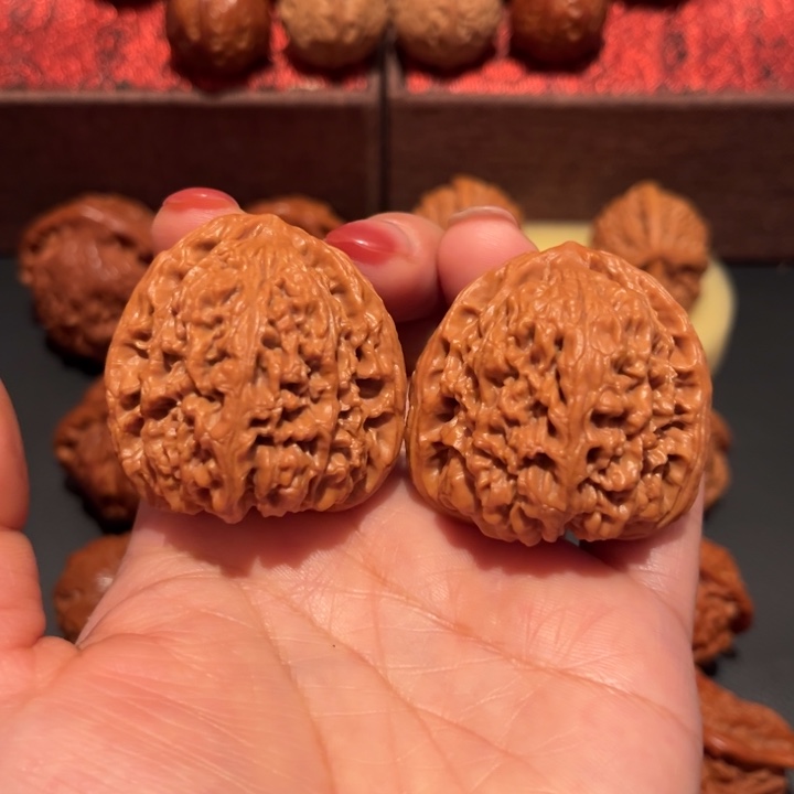 文玩核桃吊坠南疆石