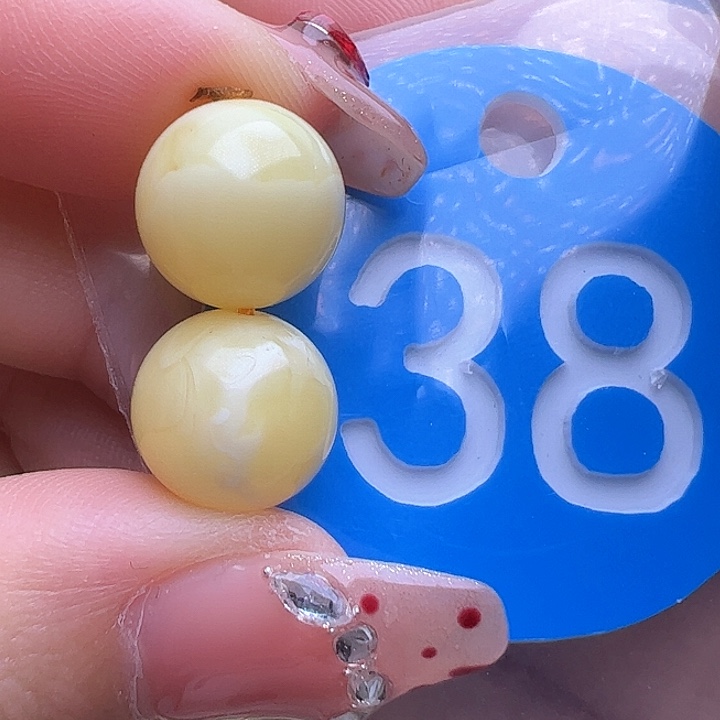 未镶嵌蜜蜡裸石10mm圆珠