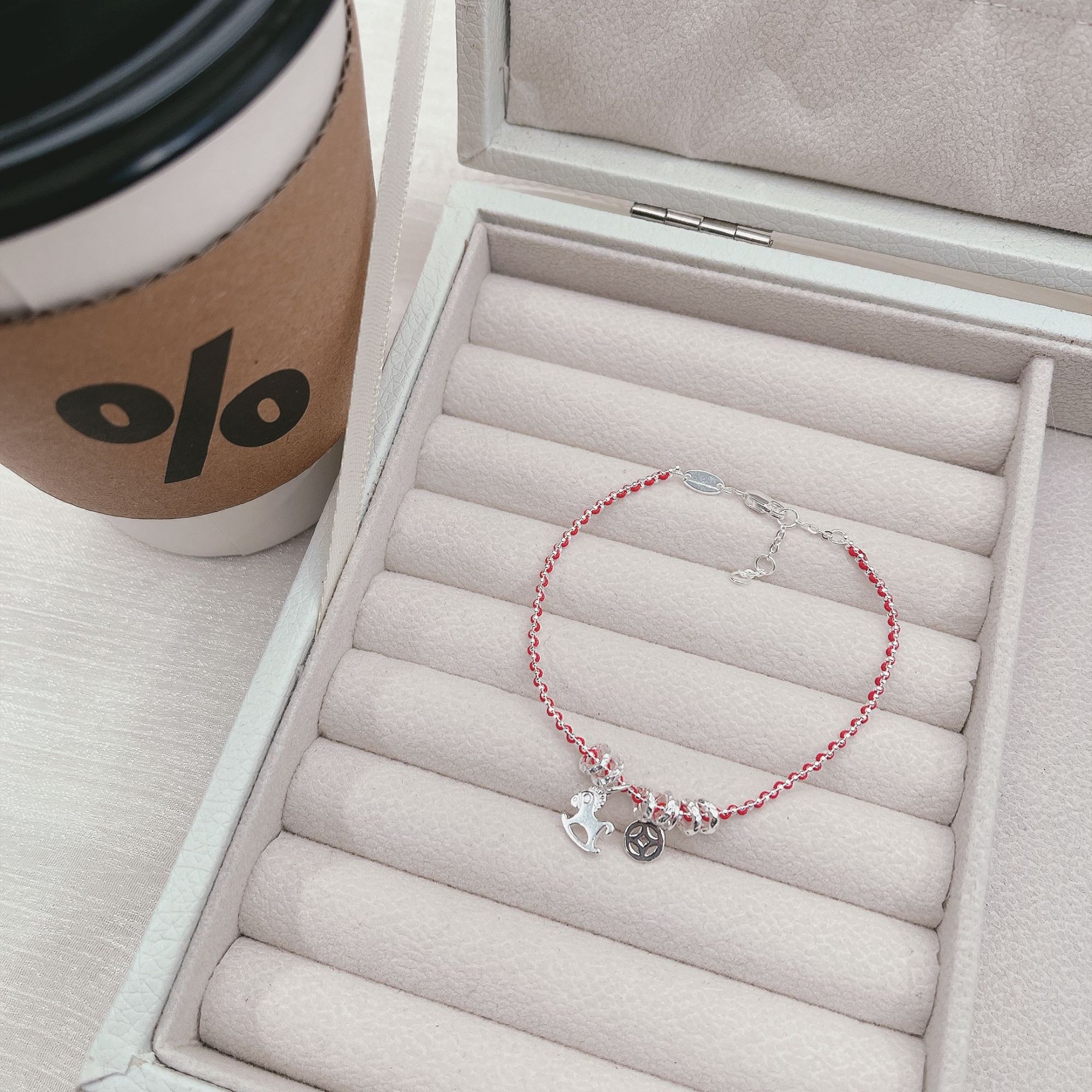 925银手链 925银盘缠小马钱币红绳手链女手工编织百搭本命年礼物