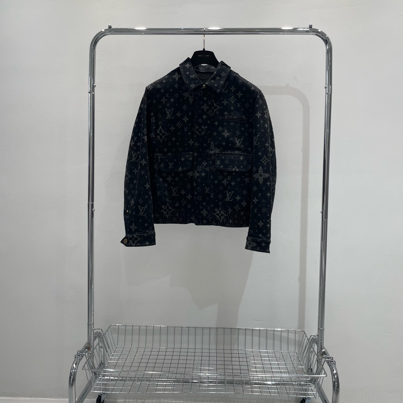 lv louis vuitton 24款满天星牛仔夹克 尺码50 成色试穿 yy00312