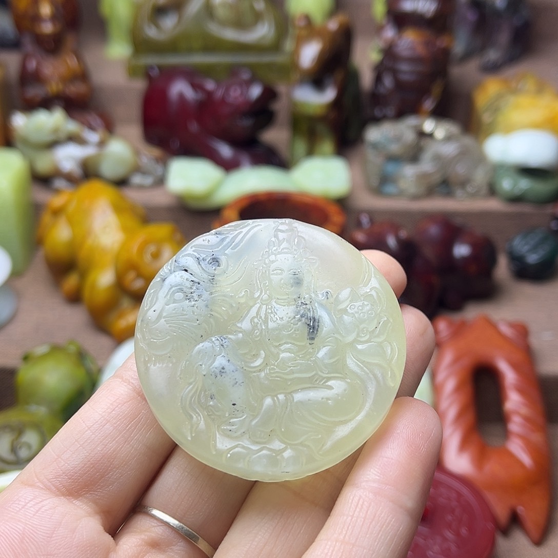 白玉菩提吊坠148。。