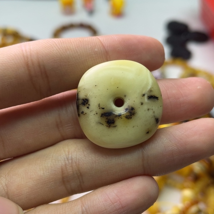 树脂六臻珠宝天然手串