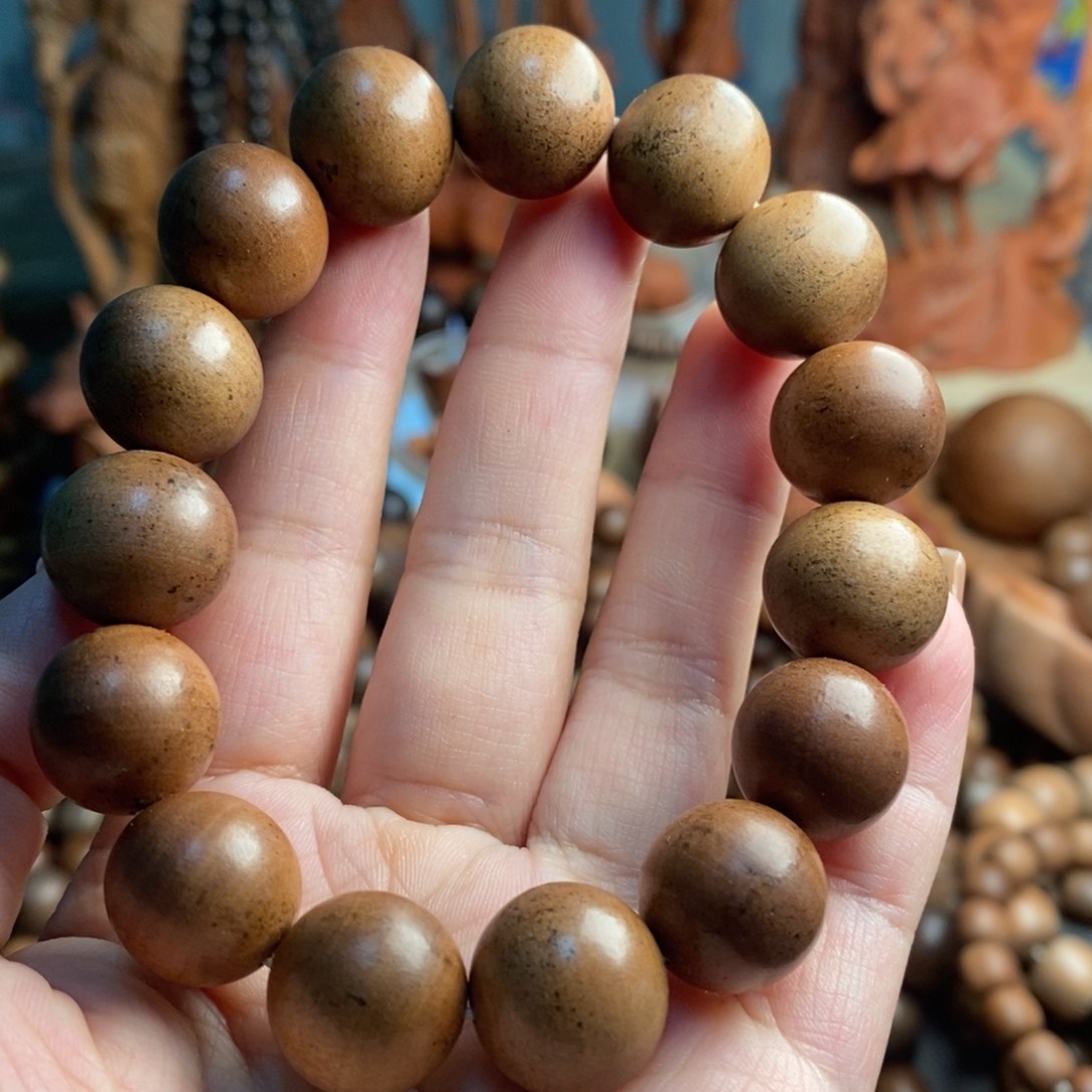 檀香木手串/手链印度迈索尔老山檀大瑕疵奶香不规圆不沉1.5