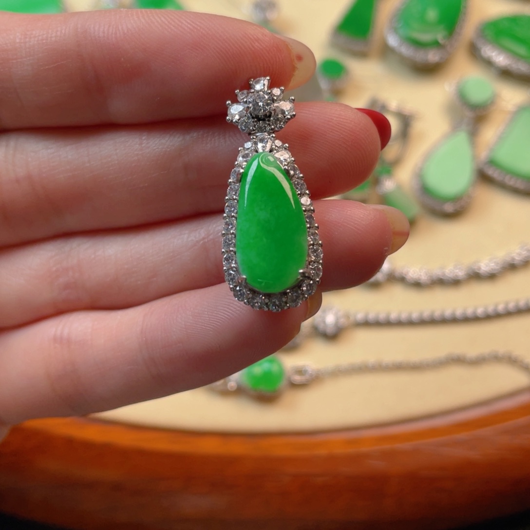 翡翠吊坠(不含链)银S925镶嵌