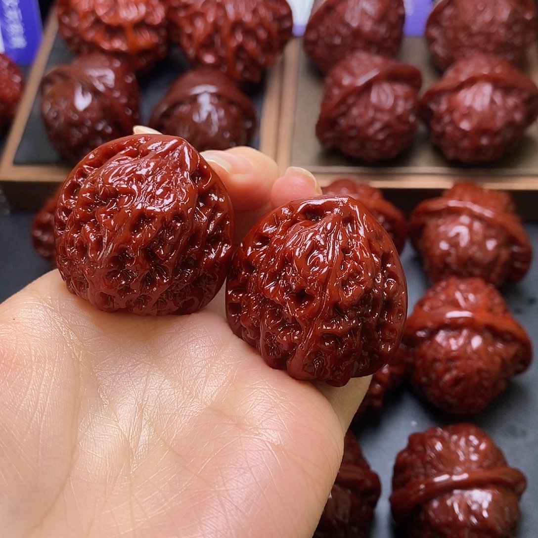 文玩核桃吊坠南疆6号36mm