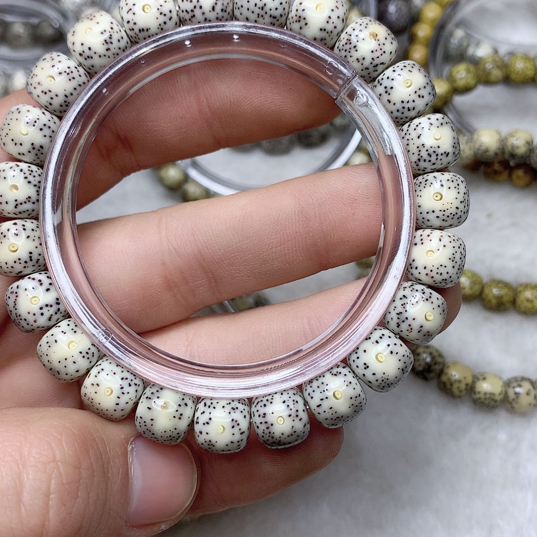 星月菩提手串40号10×9