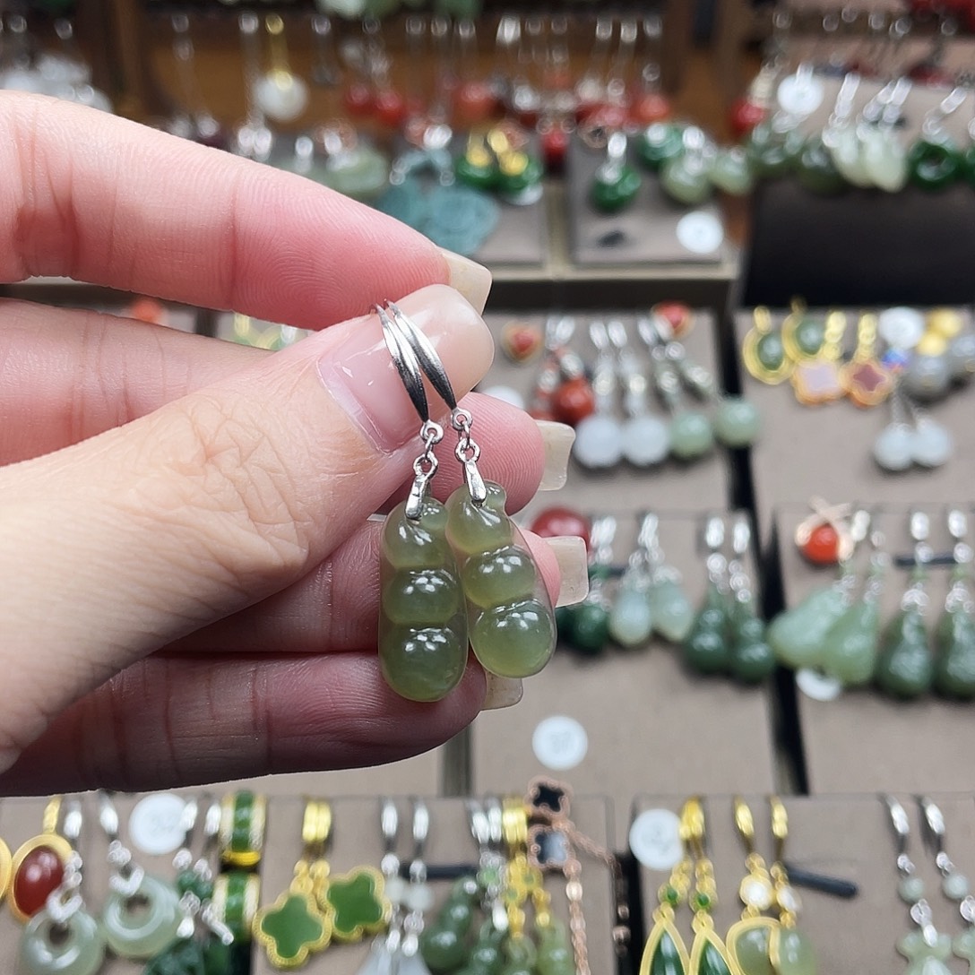 和田玉银S925镶嵌耳饰