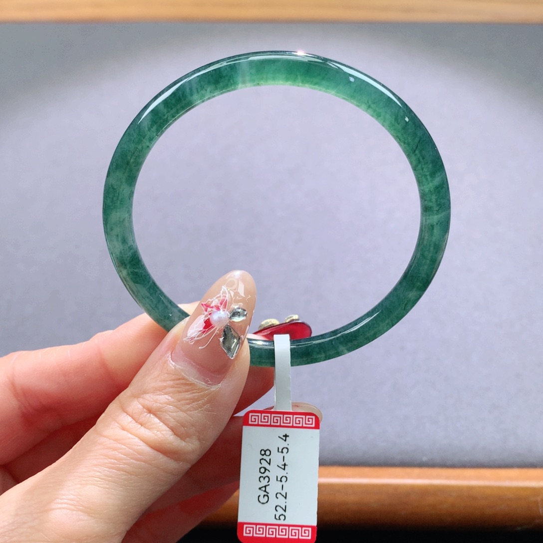 翡翠手镯未镶嵌天然翡翠手镯叮当镯