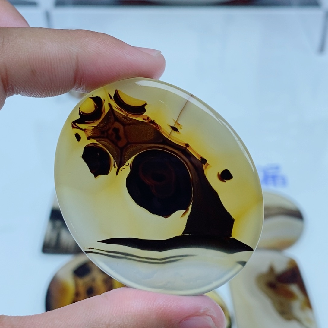 玛瑙/玉髓未镶嵌珠宝半成品