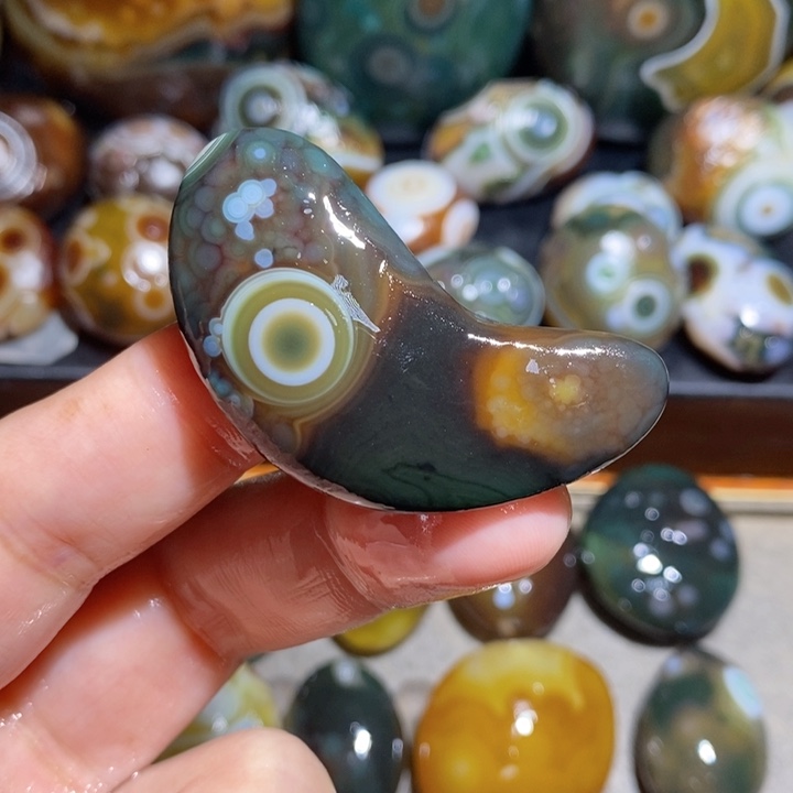 未镶嵌玛瑙/玉髓珠宝半成品132